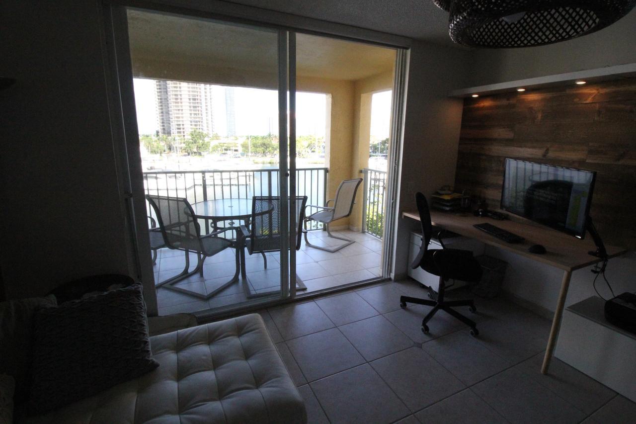 6-502 Amazing Water View - Three Bedrooms Aventura Exterior photo